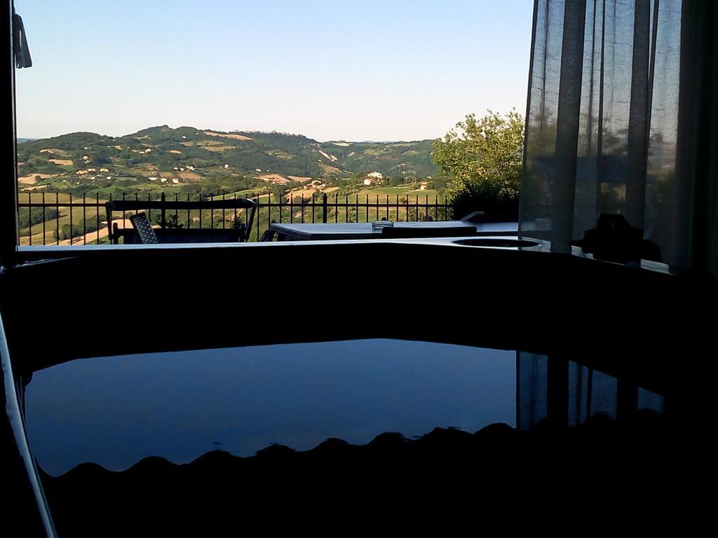 Albergo Diffuso - Il Poggetto Tra Urbino & San Marino Eksteriør billede