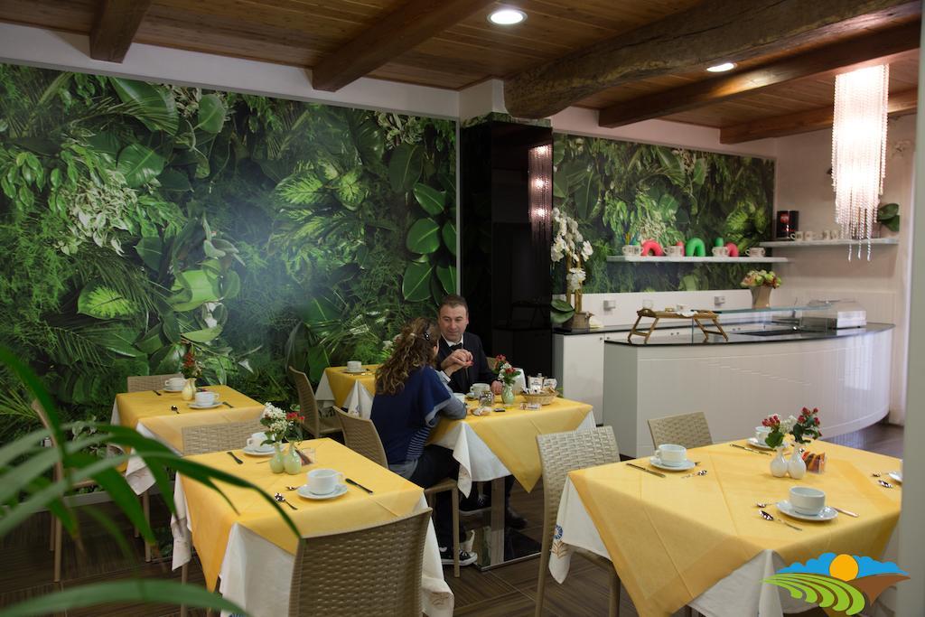 Albergo Diffuso - Il Poggetto Tra Urbino & San Marino Eksteriør billede
